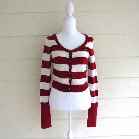Hollister Sweaters - Hollister cropped cardigan